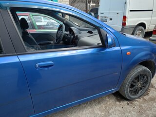 2004 Chevrolet Aveo I, синий, 400000 рублей, вид 5