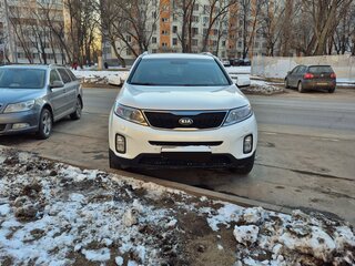 2015 Kia Sorento II Рестайлинг, белый, 1500000 рублей, вид 1
