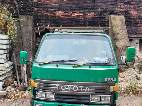 1992 Toyota Dyna, зелёный, 620000 рублей, вид 1