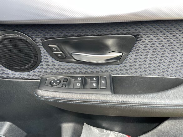 2015 BMW 2 серии Active Tourer 218i F45, белый, 1450000 рублей - вид 15