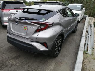 2017 Toyota C-HR I, серый, 2150000 рублей, вид 5