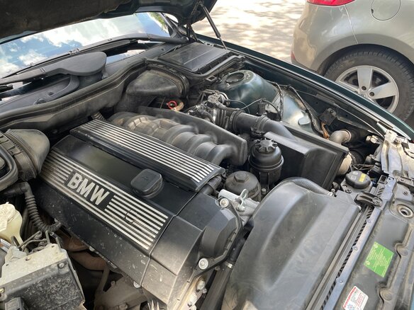 1998 BMW 5 серии 520i IV (E39), зелёный, 950000 рублей - вид 15