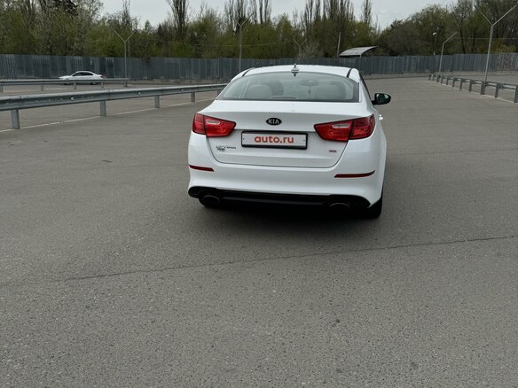 2015 Kia Optima III Рестайлинг, белый, 1950000 рублей - вид 5