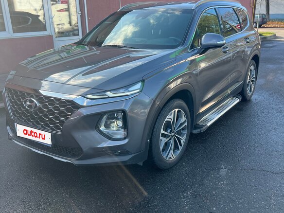 2020 Hyundai Santa Fe IV, серый, 3000000 рублей - вид 1