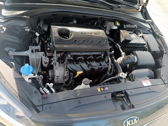 2021 Kia Ceed III Рестайлинг, серый, 2000000 рублей - вид 16