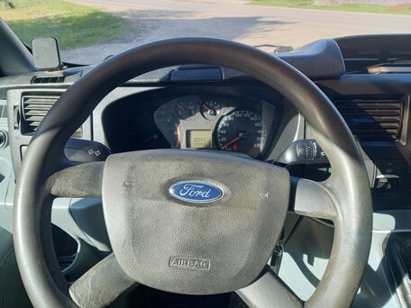 2011 Ford Transit, белый, 1050000 рублей, вид 2