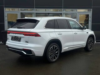 2025 Geely Monjaro (Xingyue L) I Рестайлинг 2 (China Market), белый, 4450000 рублей, вид 5