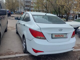 2015 Hyundai Solaris I Рестайлинг, белый, 599000 рублей, вид 2