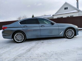 2018 BMW 5 серии 530i xDrive VII (G30/G31/G38), серый, 4000000 рублей, вид 3