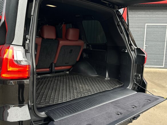 2016 Lexus LX 570 III Рестайлинг 2, чёрный, 8399000 рублей - вид 15