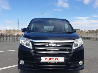 2016 Toyota Noah III (R80), чёрный, 2100000 рублей, вид 2