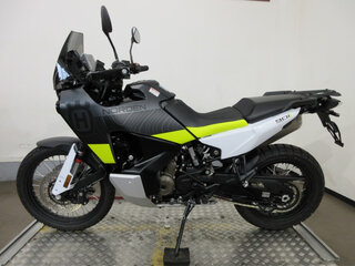 2023 Husqvarna Norden 901, серый, 1400000 рублей, вид 2
