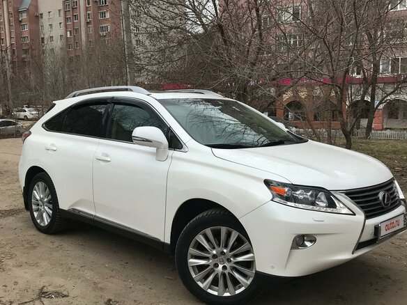 2013 Lexus RX 450h III Рестайлинг, белый, 3950000 рублей