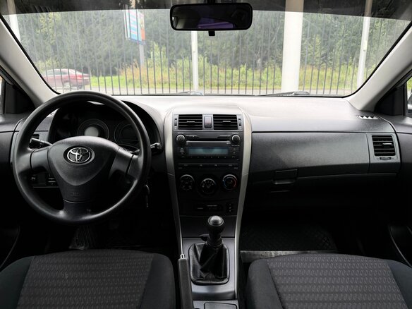 2008 Toyota Corolla X (E140, E150), серебристый - вид 9