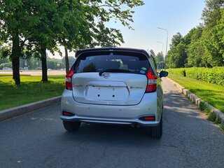 2018 Nissan Note e-Power II Рестайлинг, серый, 1480000 рублей, вид 5