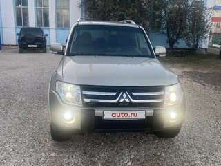 2007 Mitsubishi Pajero IV, бежевый, 1600000 рублей, вид 1