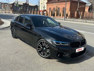 2018 BMW 5 серии 520d xDrive VII (G30/G31/G38), чёрный, 3090000 рублей, вид 3
