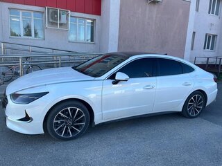 2020 Hyundai Sonata VIII (DN8), белый, 2600000 рублей, вид 1