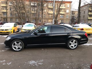 2009 Mercedes-Benz S-Класс 350 V (W221) Рестайлинг, чёрный, 1250000 рублей, вид 4