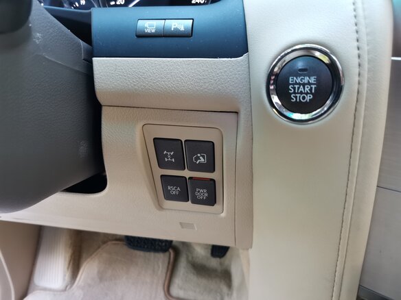 2013 Lexus LX 570 III Рестайлинг, чёрный - вид 16
