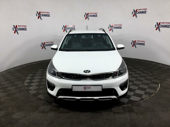 2018 Kia Rio X-Line IV, белый - вид 1