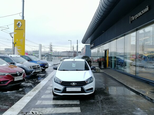 2016 Lada (ВАЗ) Vesta I, белый - вид 1
