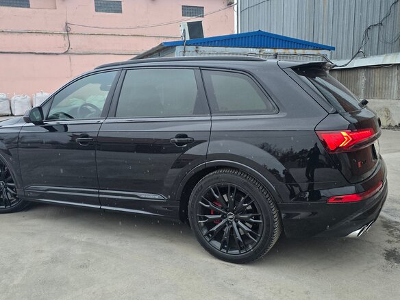 2021 Audi SQ7 I (4M) Рестайлинг, чёрный, 11000000 рублей - вид 6