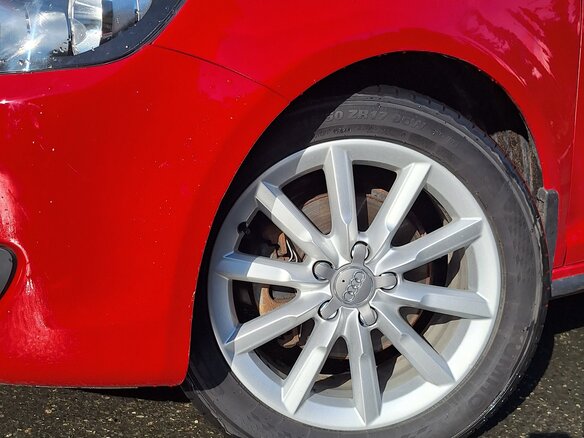 2011 Volkswagen Golf Plus II, красный, 1399000 рублей - вид 25