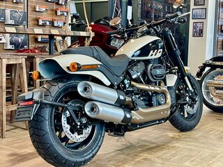 2022 Harley-Davidson Fat Bob, белый, 3100000 рублей, вид 5