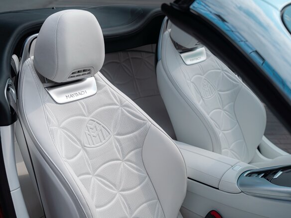 2025 Mercedes-Benz Maybach SL, красный - вид 19