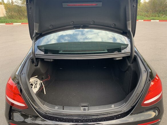 2016 Mercedes-Benz E-Класс 200 V (W213, S213, C238), чёрный - вид 14