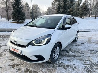 2020 Honda Fit IV, белый, 1549000 рублей, вид 1