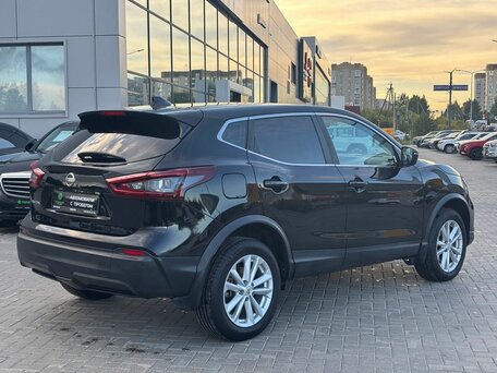 2021 Nissan Qashqai II Рестайлинг, чёрный, 2050000 рублей, вид 4