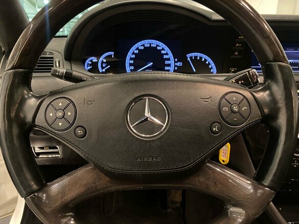 2010 Mercedes-Benz CL-Класс 550 III (C216) Рестайлинг, белый, 1980000 рублей - вид 13