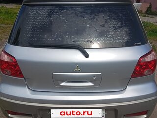 2006 Mitsubishi Outlander I, серебристый, 450000 рублей, вид 3