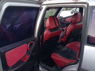 2004 Chevrolet Niva I, серебристый, 225000 рублей, вид 5