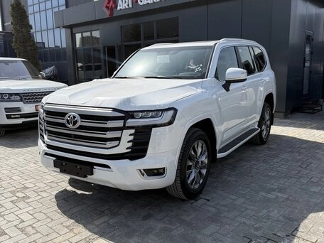 2022 Toyota Land Cruiser 300 Series, белый, 11900000 рублей, вид 2