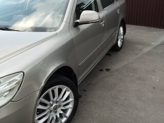 2011 Skoda Octavia II (A5) Рестайлинг, серебристый, 1150000 рублей, вид 5