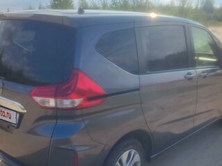 2019 Honda Freed II, серый, 1999999 рублей, вид 4