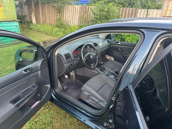 2008 Volkswagen Golf V, серый, 720000 рублей - вид 8