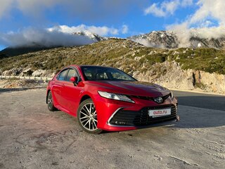 2021 Toyota Camry VIII (XV70) Рестайлинг, красный, 2767136 рублей, вид 1
