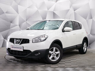 2013 Nissan Qashqai I Рестайлинг, белый, 744000 рублей, вид 1
