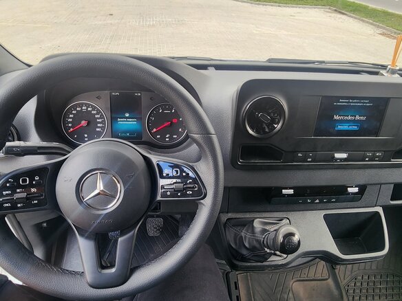 2023 Mercedes-Benz Sprinter, белый, 4415050 рублей - вид 3