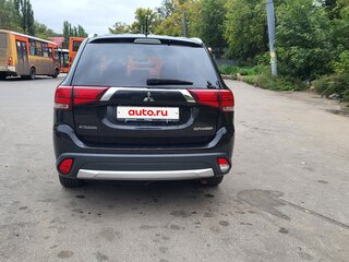 2015 Mitsubishi Outlander III Рестайлинг 2, чёрный, 1350000 рублей, вид 5