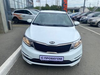 2015 Kia Rio III Рестайлинг, белый, 910000 рублей, вид 2
