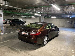 2015 Lexus ES 200 VI Рестайлинг, коричневый, 2200000 рублей, вид 4