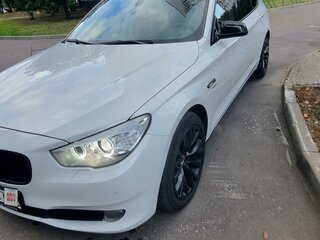 2012 BMW 5 серии Gran Turismo 535i xDrive VI (F10/F11/F07), белый, 1800000 рублей, вид 1