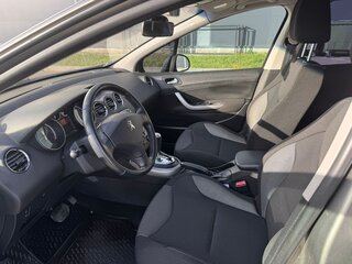 2011 Peugeot 308 I Рестайлинг, серый, 650000 рублей, вид 2