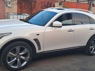 2011 Infiniti FX37 II (S51), белый, 1400000 рублей, вид 3