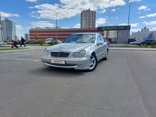 2003 Mercedes-Benz C-Класс 220 II (W203), серебристый, 450000 рублей, вид 1